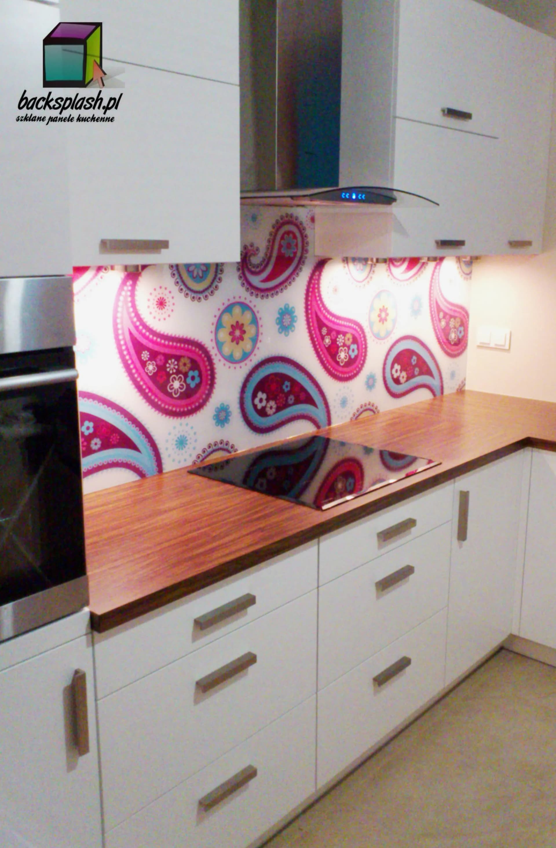 Jak wybrać grafikę na panel szklany? Kompletny przewodnik